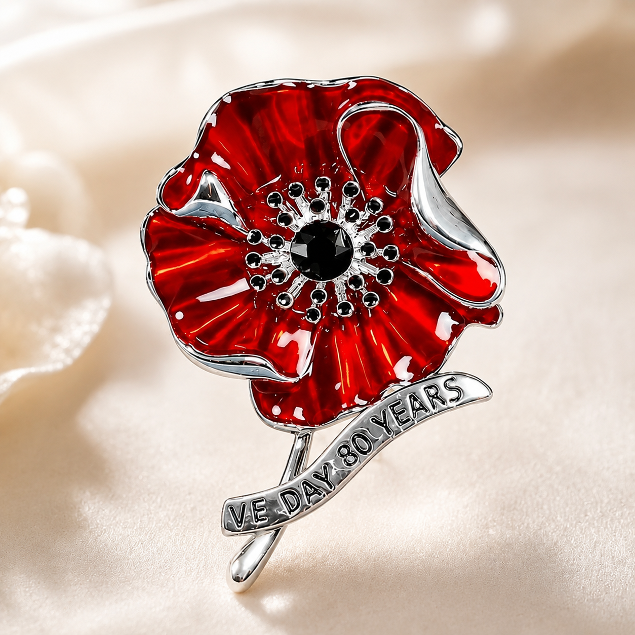 🕊️🌺 80 ans de liberté — Broche en forme de coquelicot pour l'anniversaire du Jour de la Victoire en Europe
