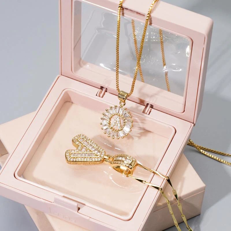 🎁Winter-Sonderangebot: 50 % Rabatt💖 Zweiteiliges Buchstaben-Anhänger-Set