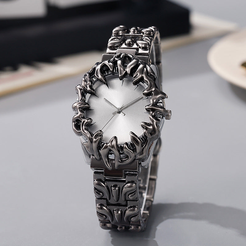 ⌚ 50 % DE RÉDUCTION POUR UNE DURÉE LIMITÉE ! ✨🦖 Montre créative en quartz en forme de griffe 🌋